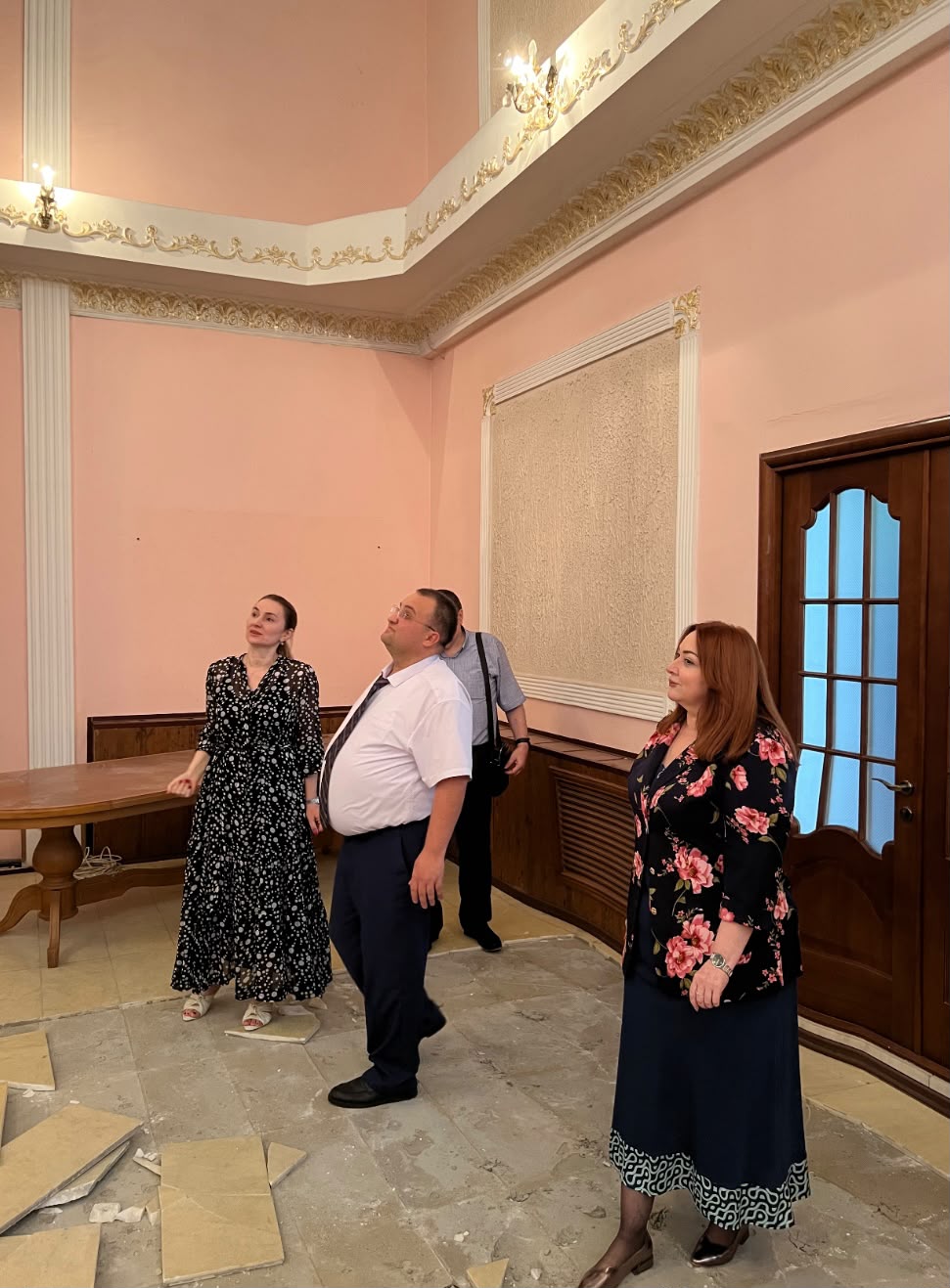 Врио министра юстиции Дагестана проинспектировал реконструкцию столичного отдела ЗАГС